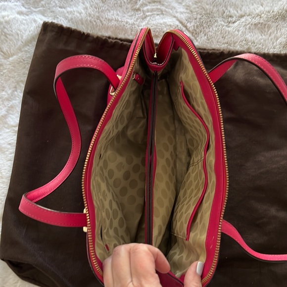 Kate Spade pink purse - Picture 3 of 7